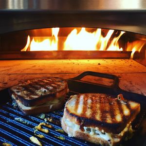 Image post by @kalamazoogrills on Instagram