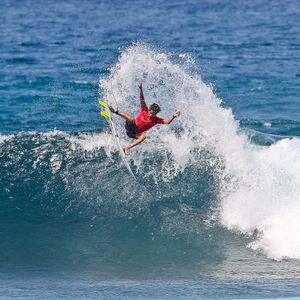 Image post by @wsl.qs on Instagram