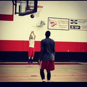Image post by @whit3_iverson on Instagram