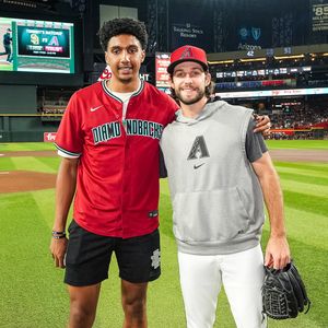 Image post by @Dbacks on Twitter
