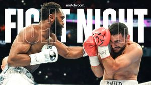 Image post by @MatchroomBoxing on Twitter