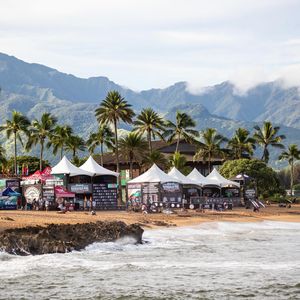 Image post by @wsl.qs on Instagram
