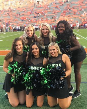 Image post by @charlotte49ersgolddusters on Instagram