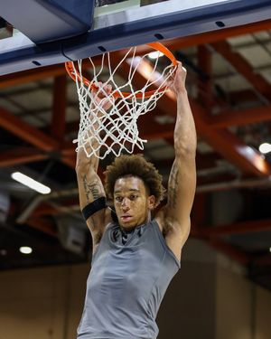 Image post by @ucdavismbb on Instagram