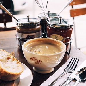 Image post by @lepainquotidienus on Instagram