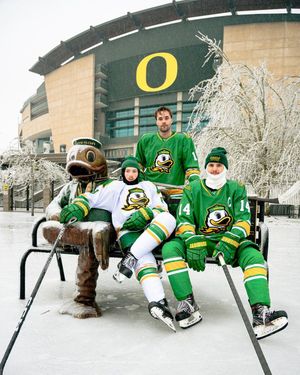 Image post by @uohockey on Instagram