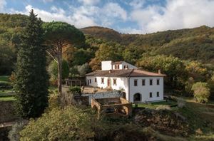 Image post by @christiesrealestate on Instagram