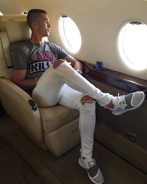 Image post by @cristiano on Instagram