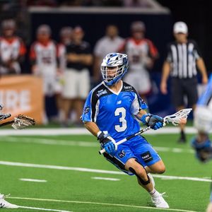 Image post by @stxmlax on Instagram
