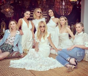 Image post by @parishilton on Instagram