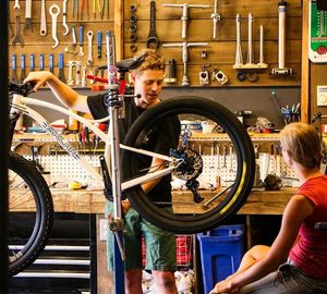 Image post by @bikerumor on Instagram