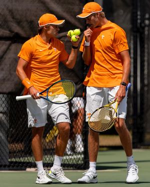 Image post by @vol_tennis on Instagram