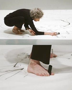 Image post by @drawingcenter on Instagram