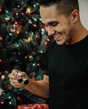 Image post by @therealcarlospena on Instagram
