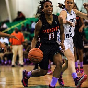 Image post by @nikegirlseybl on Instagram
