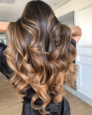 Image post by @behindthechair_com on Instagram