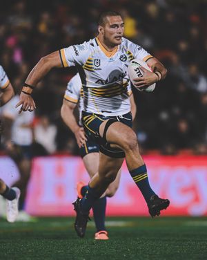 Image post by @theparraeels on Instagram