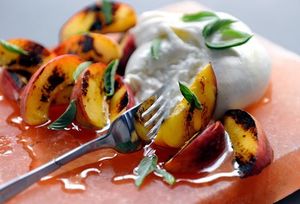 Image post by @kalamazoogrills on Instagram