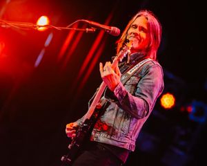 Image post by @music_junkies_official on Instagram