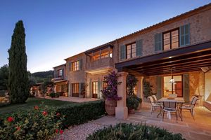 Image post by @christiesrealestate on Instagram