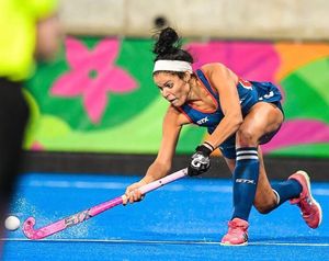 Image post by @stxfieldhockey on Instagram