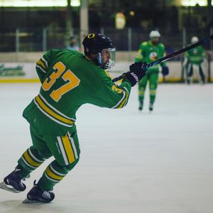 Image post by @uohockey on Instagram