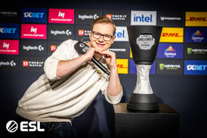 Image post by @eslcs on Instagram