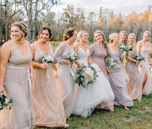 Image post by @theknot on Instagram