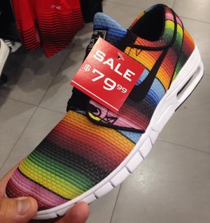 Image post by @fading_sun_photos on Instagram