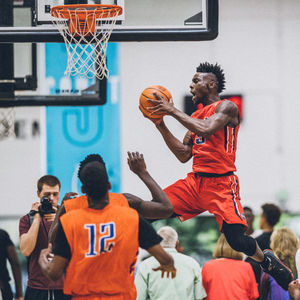Image post by @nikeeyb on Instagram