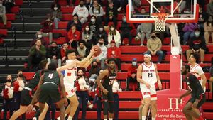 Video post by @stonybrookmbb on Twitter