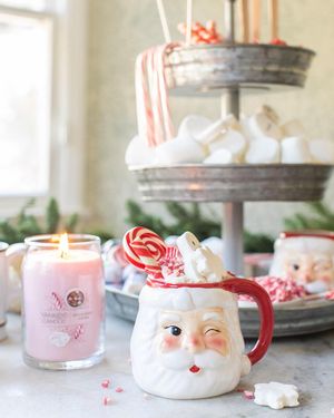 Image post by @sugarandcharm on Instagram