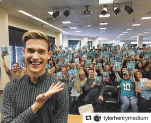 Image post by @gallerybooks on Instagram