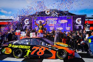 Image post by @NextGenCA on Twitter