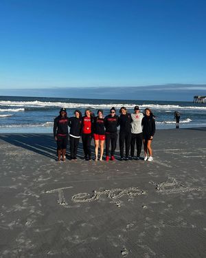 Image post by @TerpsWTennis on Facebook