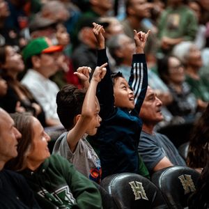 Image post by @hawaiiathletics on Instagram