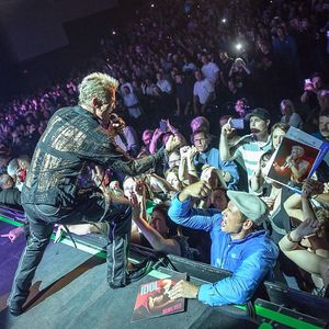 Image post by @billyidol on Instagram