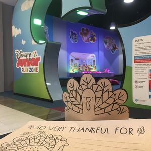 Image post by @rockinghammall on Instagram