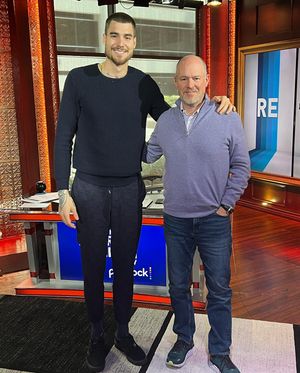 Image post by @richeisenshow on Instagram