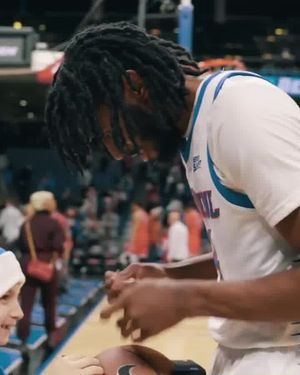 Image post by @DePaulMBB on Facebook