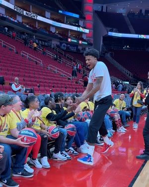 Image post by @rocketsgiveback on Instagram
