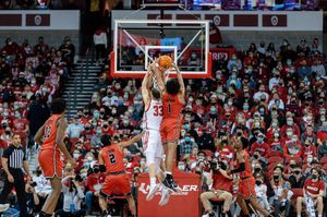 Image post by @ISURedbirds on Twitter