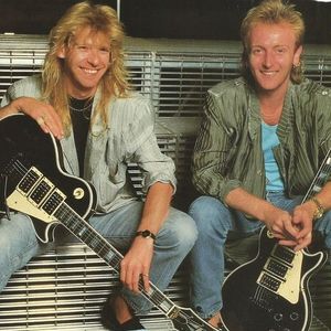 Image post by @defleppard on Instagram