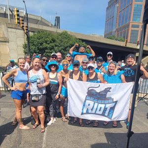 Image post by @roaringriot on Instagram