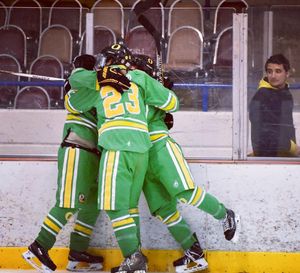 Image post by @uohockey on Instagram