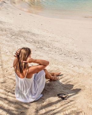 Image post by @curiocollection on Instagram