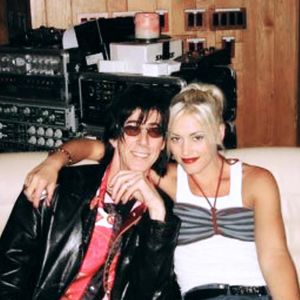 Image post by @gwenstefani on Instagram