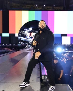 Image post by @bet on Instagram