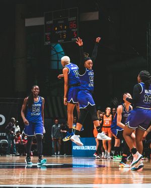 Image post by @auprosports on Twitter