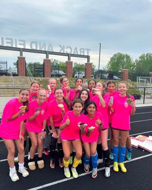 Image post by @ilhsgirlssoccer on Instagram